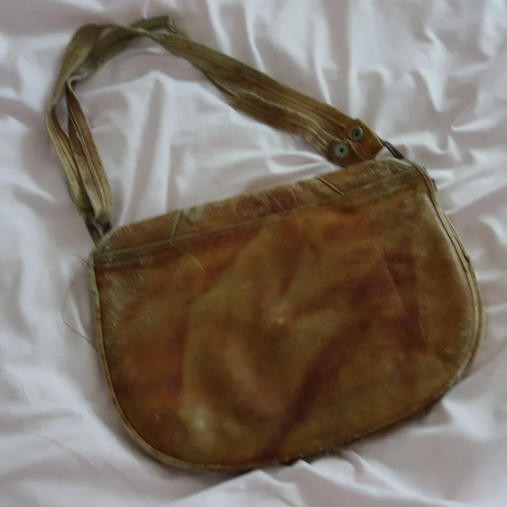 Vintage Art Deco Leather Crossbody Bag - Picture 5 of 14